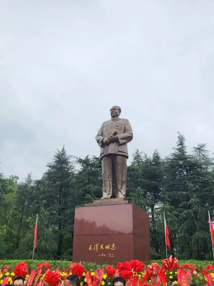 追寻红色根脉 凝聚奋进伟力
