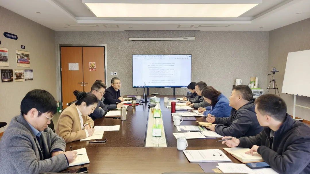 市人大常委会副主任魏定梅一行莅临汇通华城调研指导